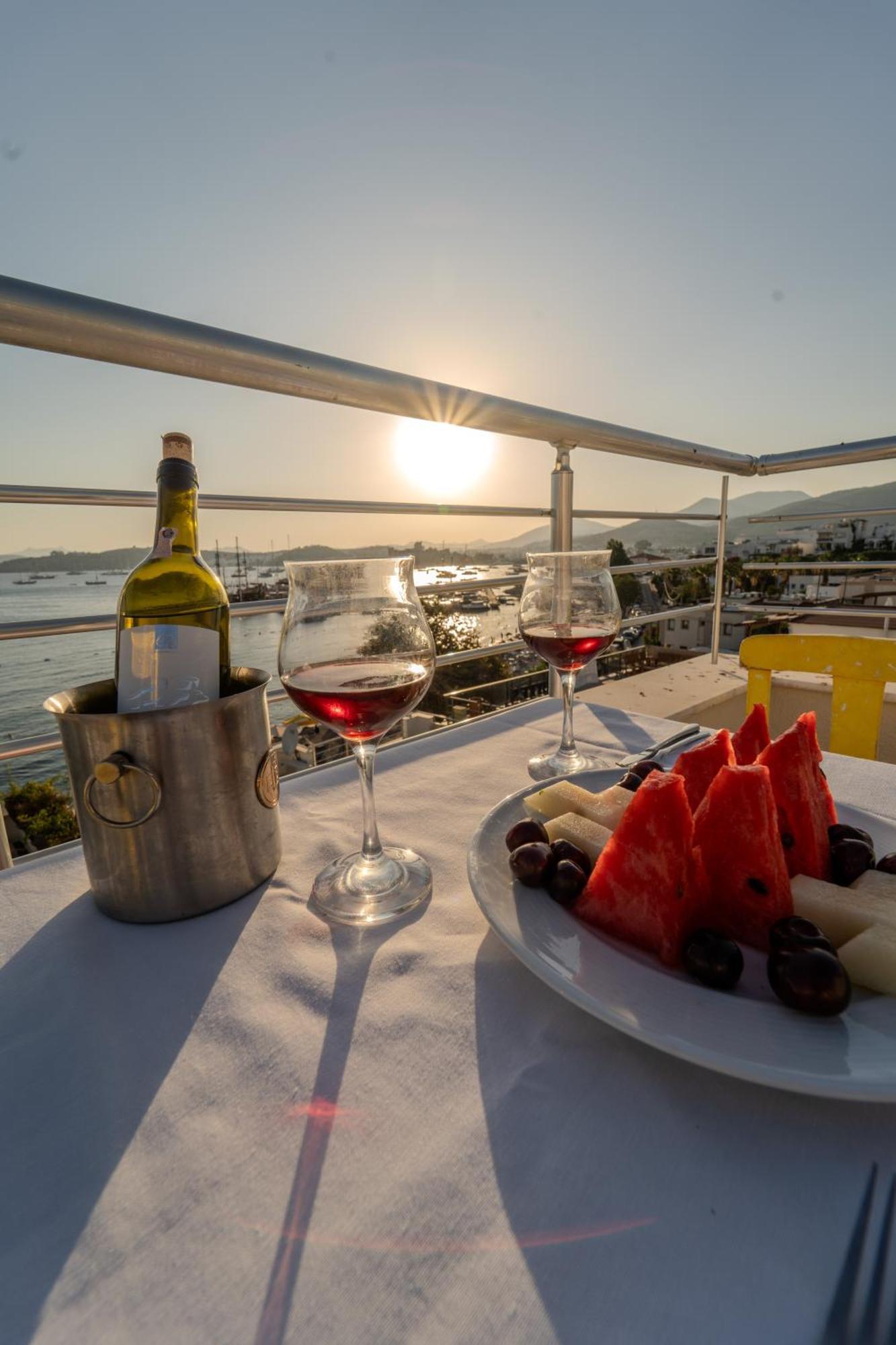 Mia Hill Suites Bodrum Bagian luar foto
